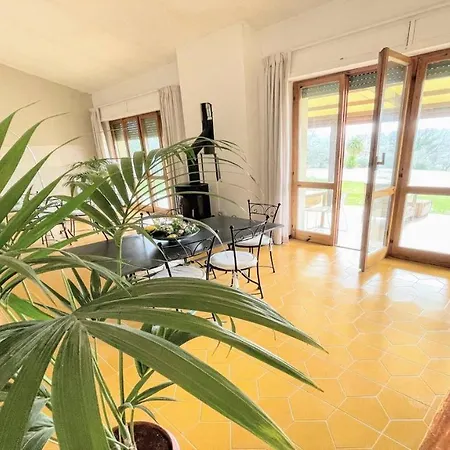 Sole Vino - Fabulous Pool - Fantastic Area - Sleeps Up To 15 No2 Villa *