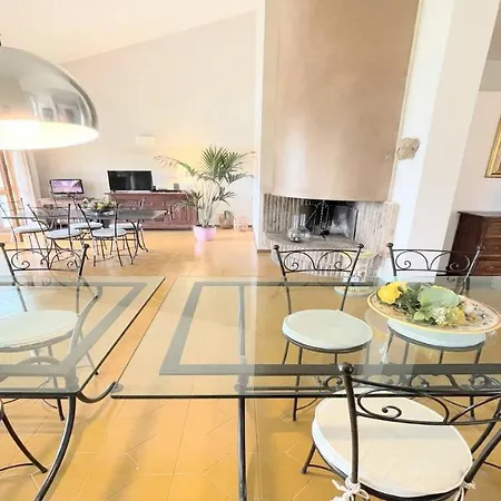 Sole Vino - Fabulous Pool - Fantastic Area - Sleeps Up To 15 No2 * Belvedere (Perugia)