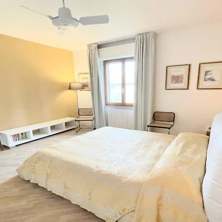 Sole Vino - Fabulous Pool - Fantastic Area - Sleeps Up To 15 No2 Willa *