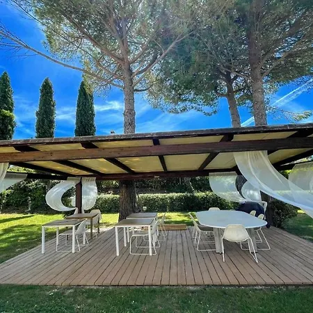 Sole Vino - Fabulous Pool - Fantastic Area - Sleeps Up To 15 No2 Villa