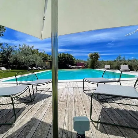 Sole Vino - Fabulous Pool - Fantastic Area - Sleeps Up To 15 No2 Villa