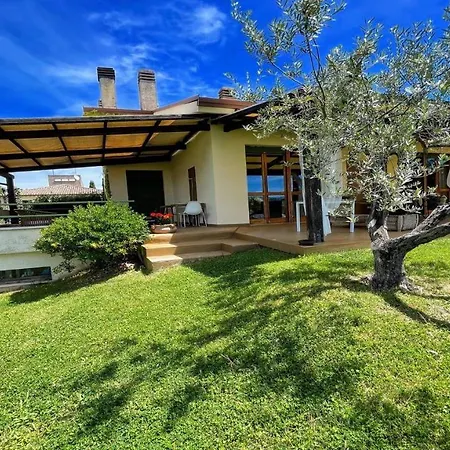 Sole Vino - Fabulous Pool - Fantastic Area - Sleeps Up To 15 No2 Belvedere (Perugia)